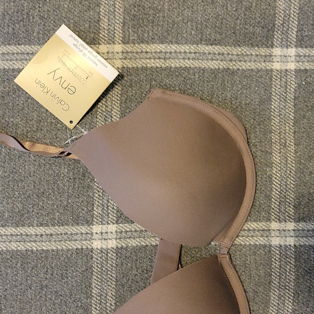 NWT // Calvin Klein Underwear Envy Bra